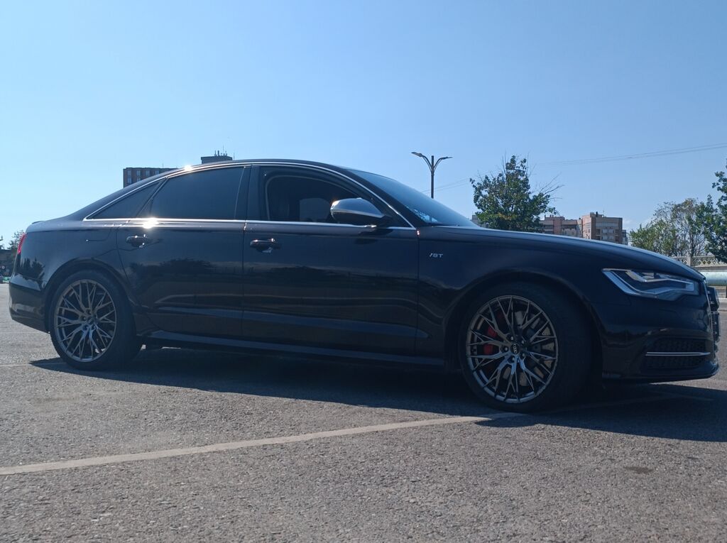 Audi S6: 2013 г., 4 л, Робот, Бензин, Седан: фото 2