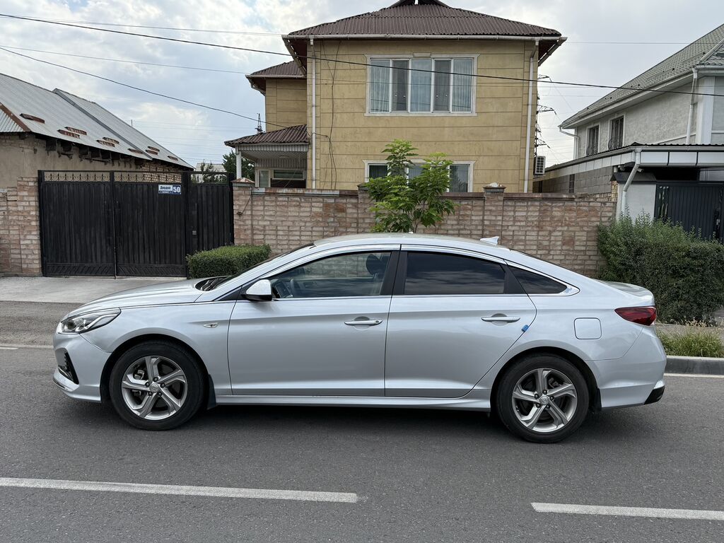 Hyundai Sonata: 2021 г., 2 л, Автомат, Газ, Седан: фото 5