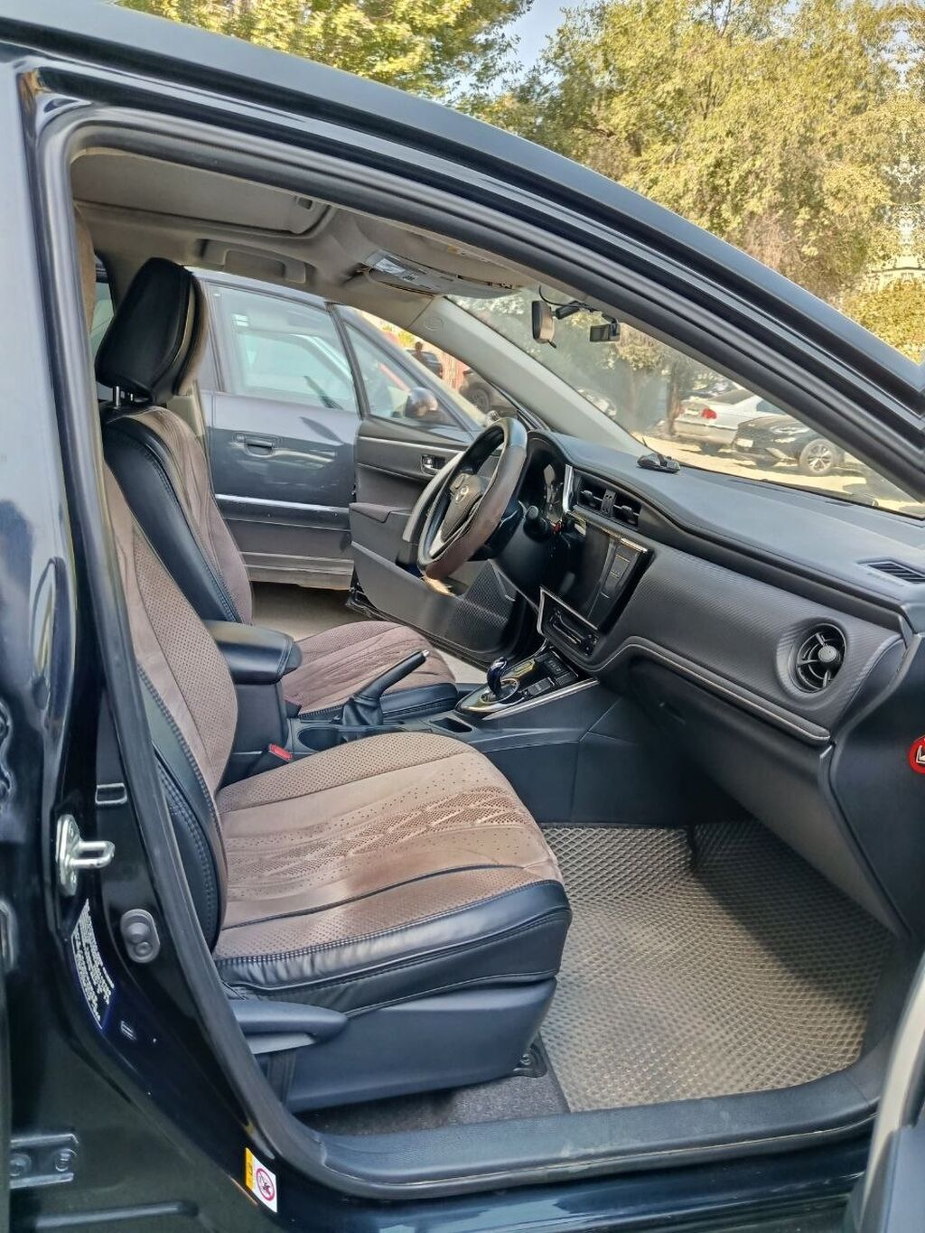 Toyota Levin: 2019 г., 1.8 л, Автомат, Гибрид, Седан: фото 6