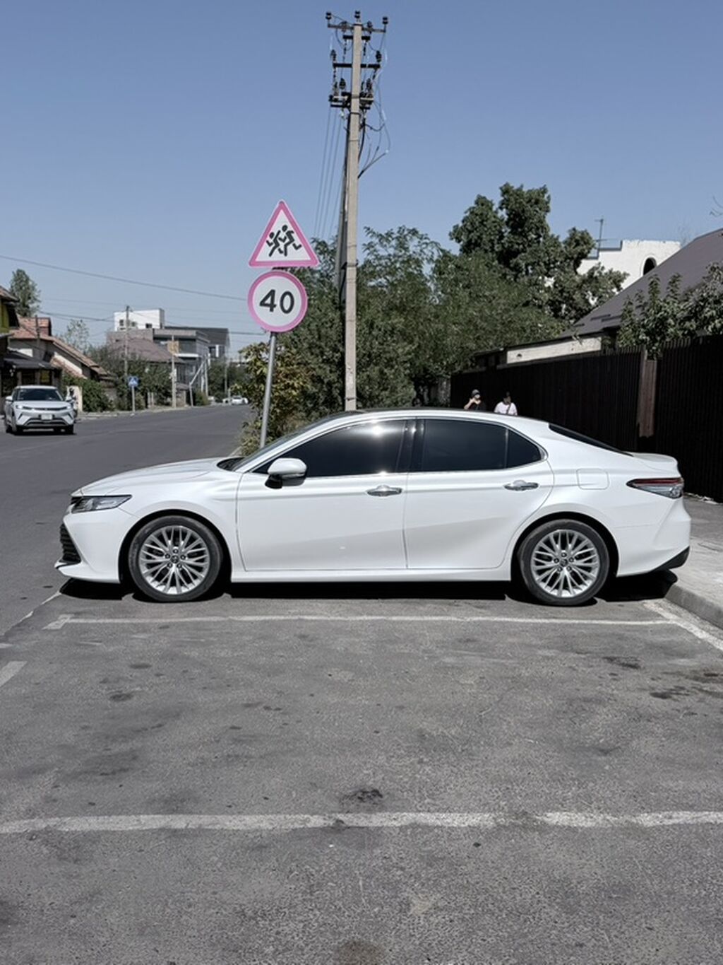 Toyota Camry: 2019 г., 2.5 л, Автомат, Бензин, Седан: фото 2