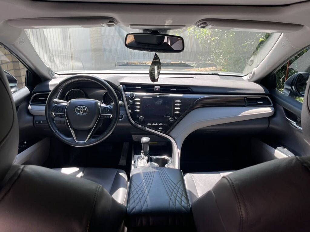 Toyota Camry: 2019 г., 2.5 л, Вариатор, Бензин, Седан: фото 8