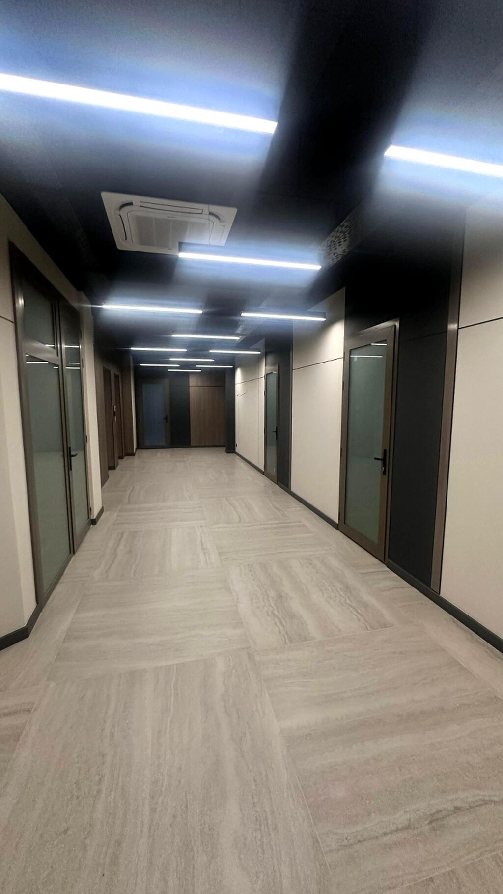 Аренда офисов, 35 м², В бизнес центре, 1 линия: фото 5