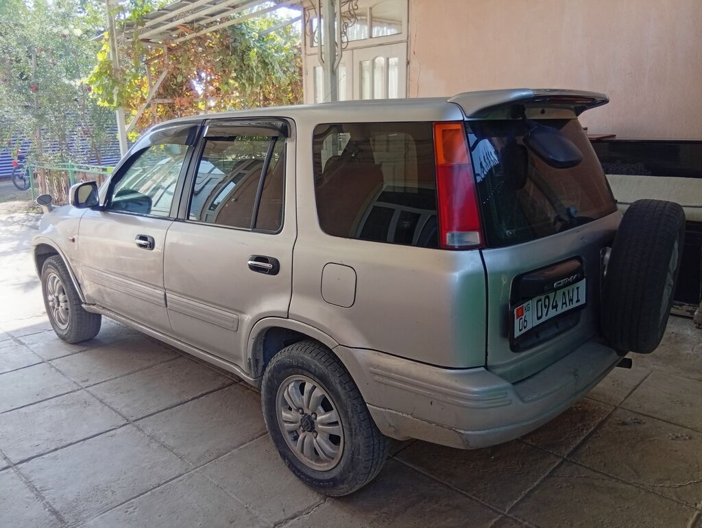 Honda CR-V: 1996 г., 2 л, Автомат, Бензин, Кроссовер: фото 1
