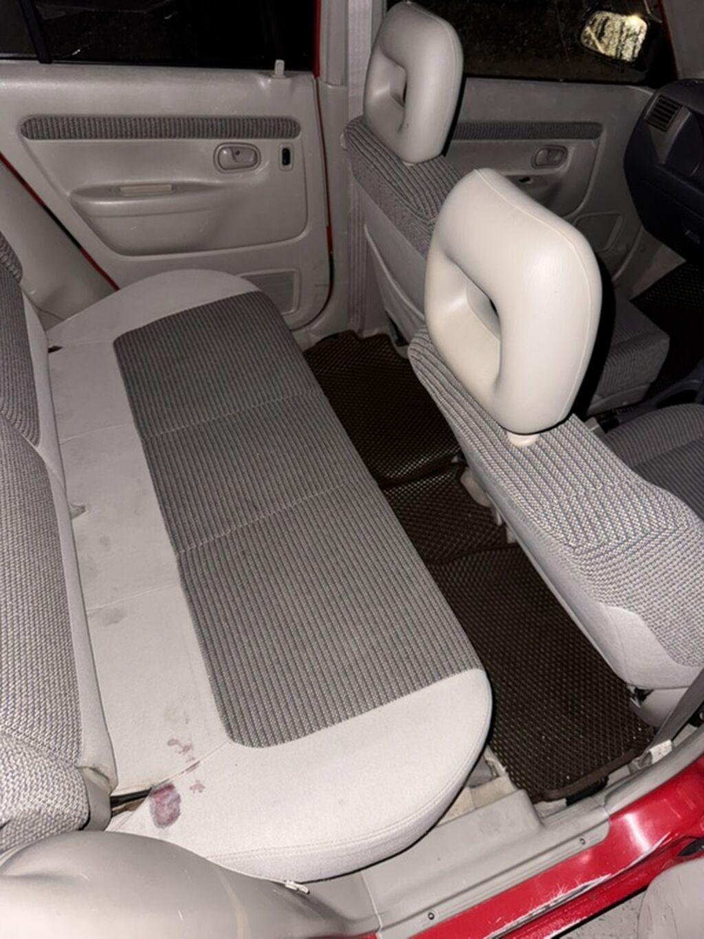 Mazda Demio: 1999 г., 1.3 л, Автомат, Бензин, Хэтчбэк: фото 6