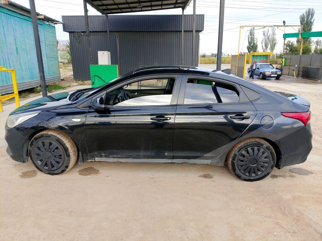 Hyundai Solaris: 2017 г., 1.6 л, Автомат, Бензин: фото 7