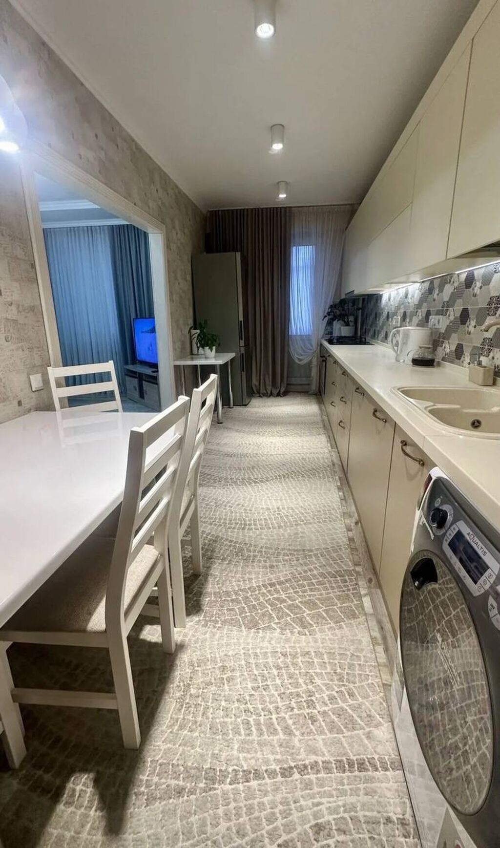 3 комнаты, 110 м², 5 мкр Элитка, 3 этаж, Дизайнерский ремонт: фото 2