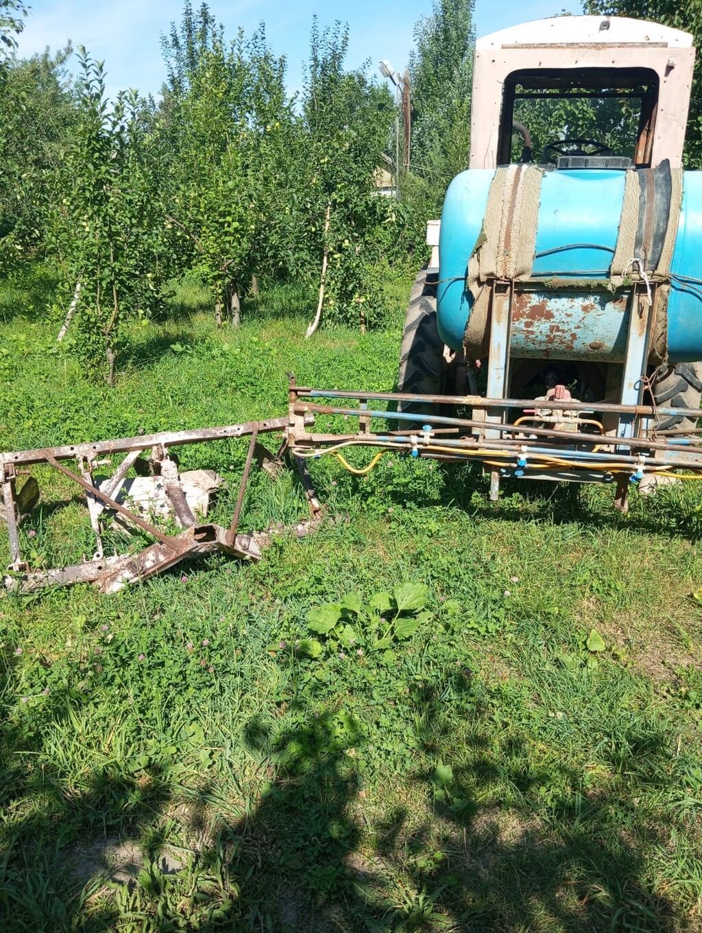 Трактор «Владимирец» с навесным опрыскивателем - Колёсный трактор с: фото 3