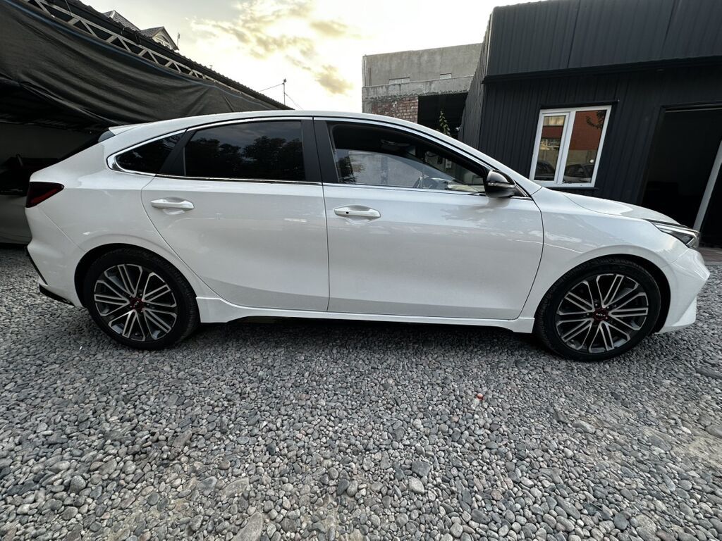 Kia K3: 2022 г., 1.6 л, Автомат, Бензин, Лифтбек: фото 6
