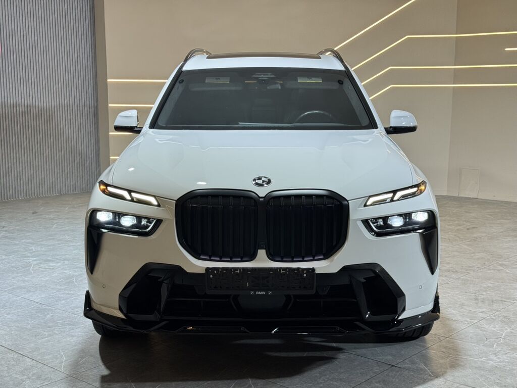 BMW X7: 2022 г., 3 л, Типтроник, Бензин, Кроссовер: фото 2