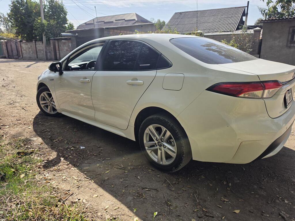 Toyota Levin: 2021 г., 1.8 л, Автомат, Гибрид, Седан: фото 3