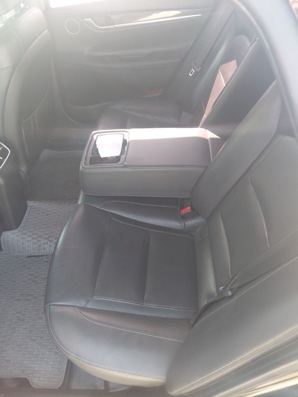 Hyundai Azera: 2019 г., 3 л, Автомат, Газ, Седан: фото 6