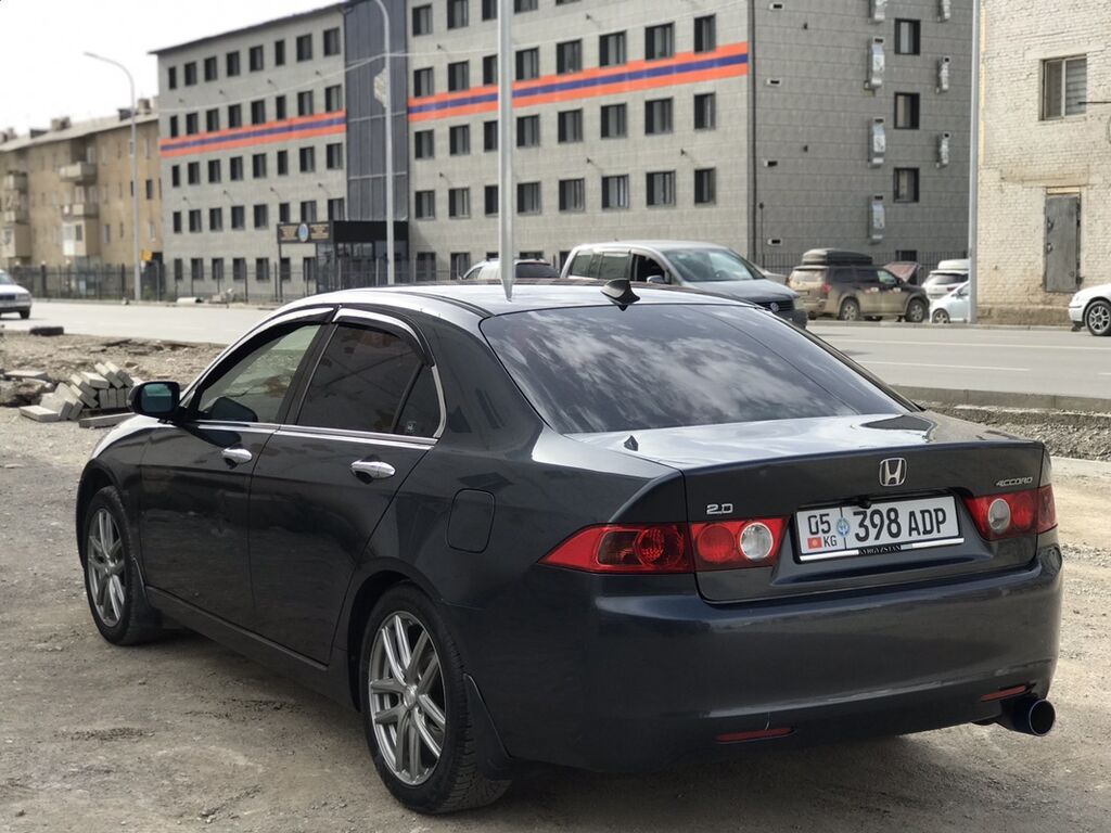Honda Accord: 2004 г., 2 л, Автомат, Бензин, Седан: фото 4