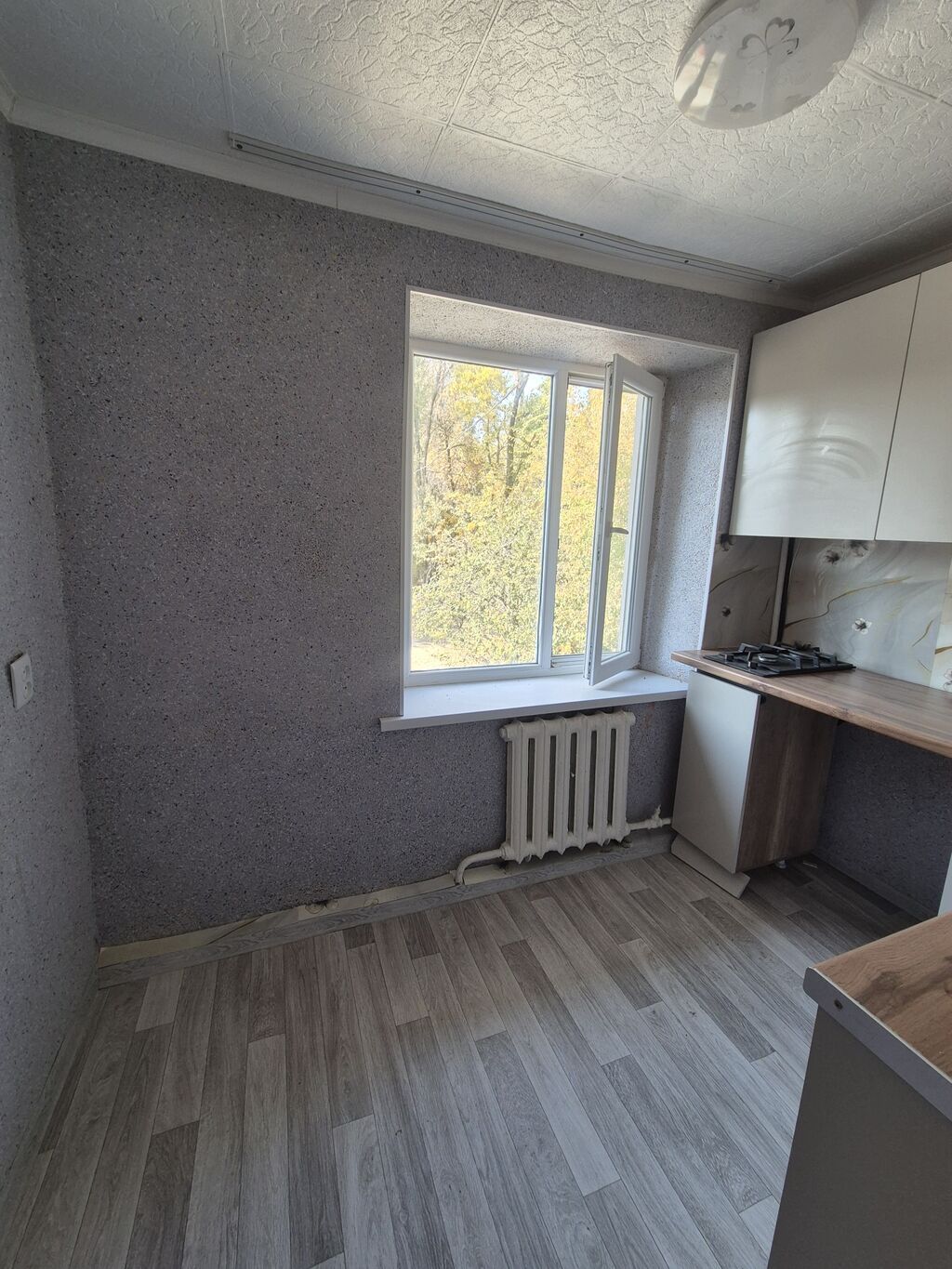 2 комнаты, 44 м², Индивидуалка, 2 этаж, Свежий ремонт: фото 2