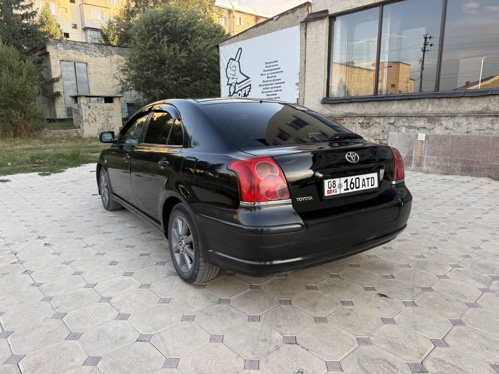 Toyota Avensis: 2004 г., 2.4 л, Автомат, Бензин, Седан: фото 7