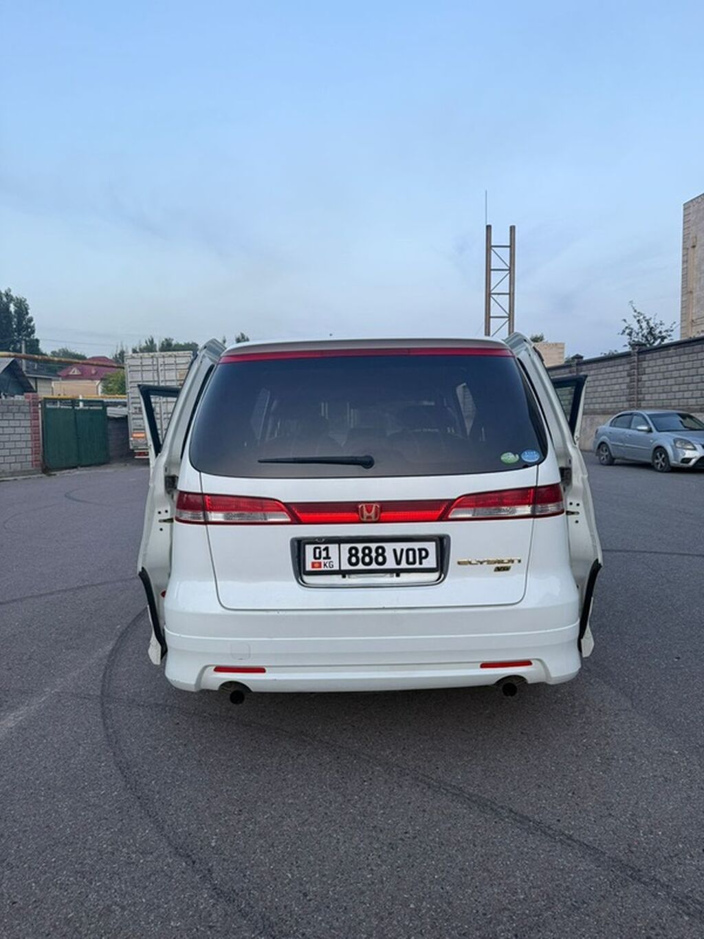 Honda Elysion: 2006 г., 3 л, Автомат, Бензин, Минивэн: фото 7