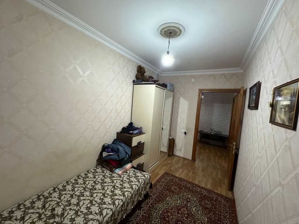 Bakı, 3 otaqlı, Köhnə tikili, 75 kv. m