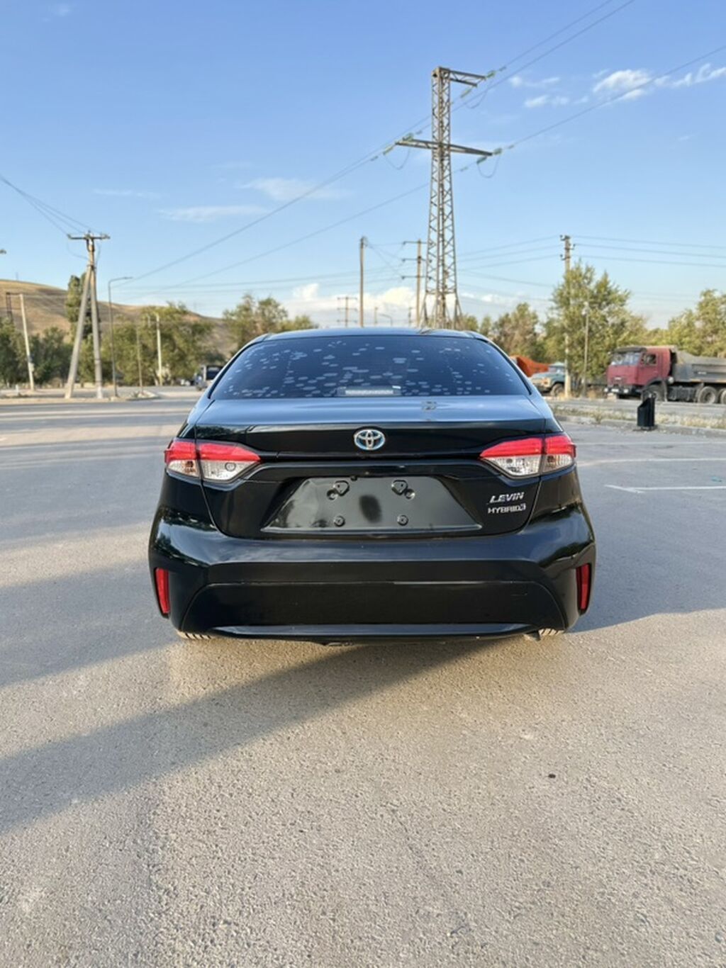 Toyota Corolla: 2021 г., 1.8 л, Автомат, Гибрид, Седан: фото 4