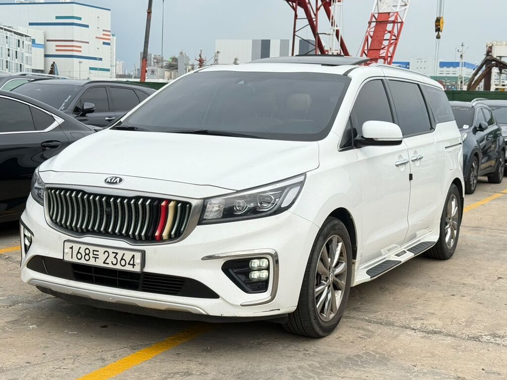 Kia Carnival: 2019 г., 2.2 л, Автомат, Дизель, Минивэн: фото 2