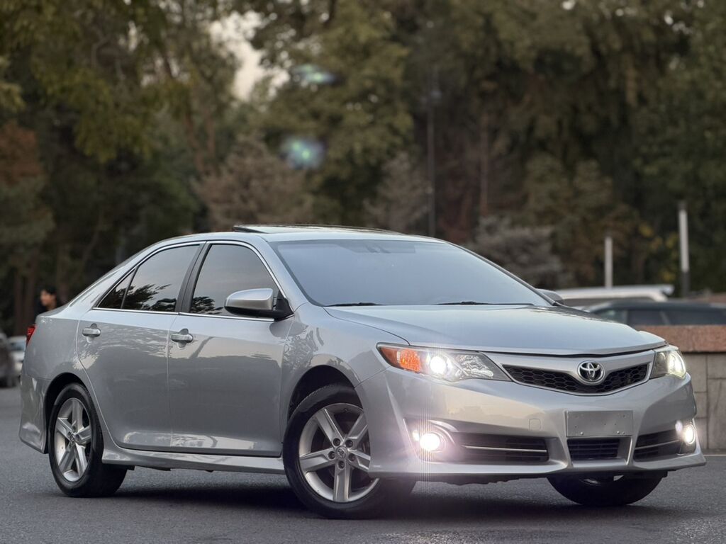 Toyota Camry: 2014 г., 2.5 л, Автомат, Бензин, Седан: фото 6