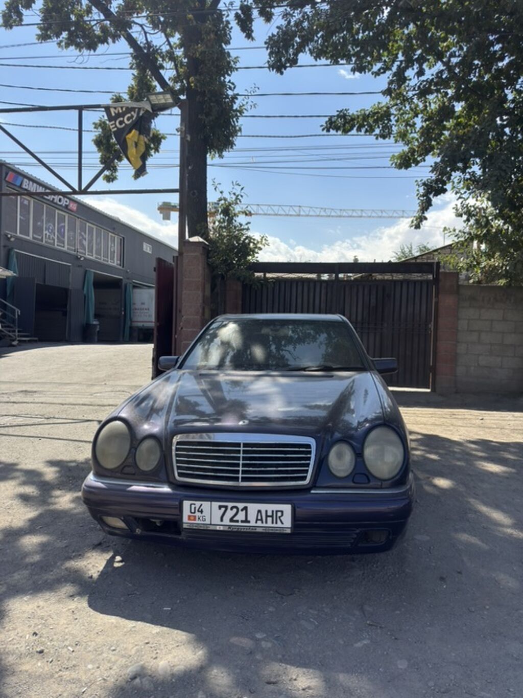 Mercedes-Benz E-Class: 1995 г., 3.2 л, Автомат, Седан: фото 4