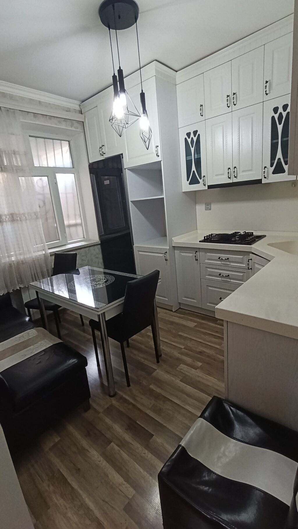 Hamıya salam Ev hem satılır hemde kirayə verilir 1 geniş zal 1
