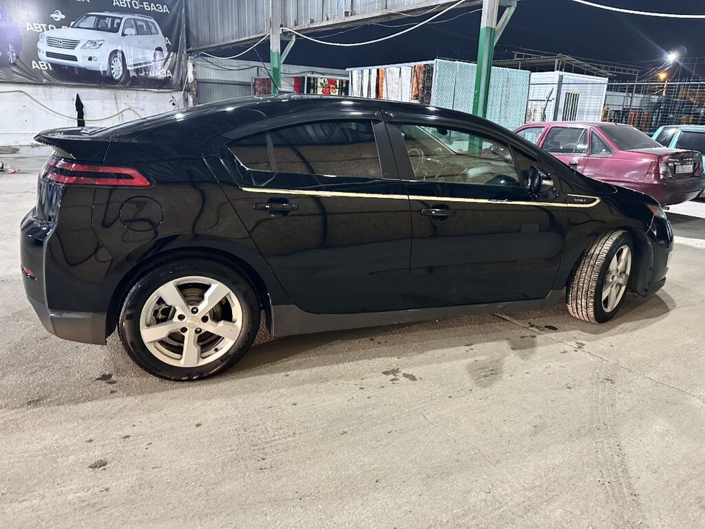 Chevrolet Volt: 2014 г., 1.4 л, Автомат, Гибрид, Хэтчбэк: фото 5