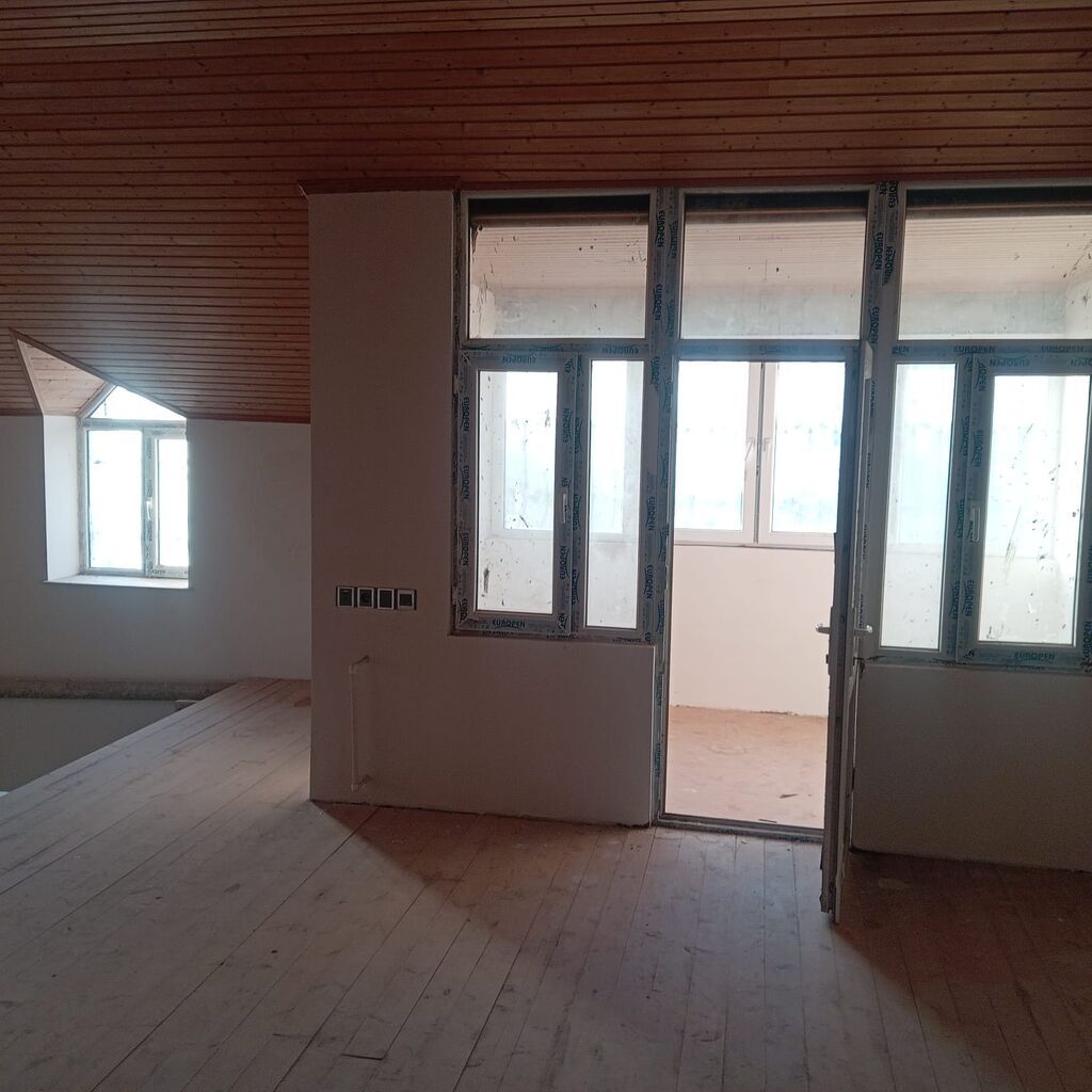 Qala qəs. 5 otaqlı, 120 kv. m