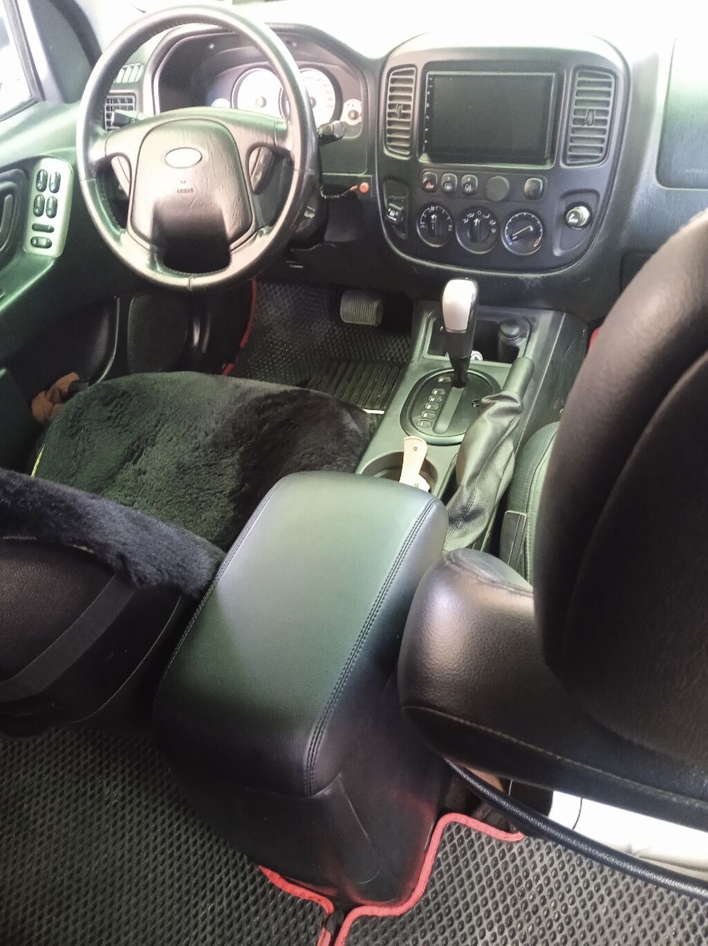 Ford Maverick: 2005 г., 3 л, Автомат, Бензин, Внедорожник: фото 3