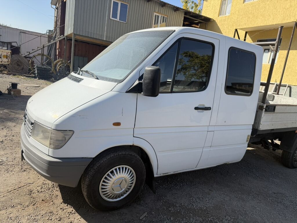 Бортовой грузовик Mercedes-Benz Sprinter 2,9 об 1 хозяин 12 жыл: фото 2