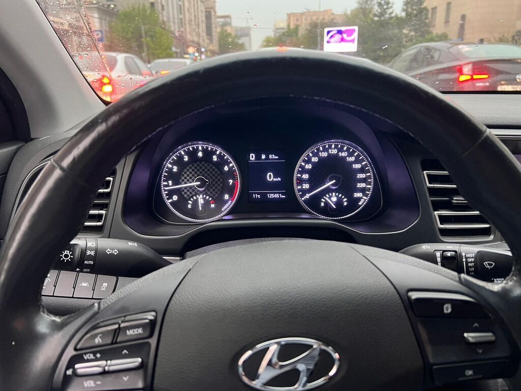 Hyundai Avante: 2019 г., 1.6 л, Автомат, Бензин, Седан: фото 6