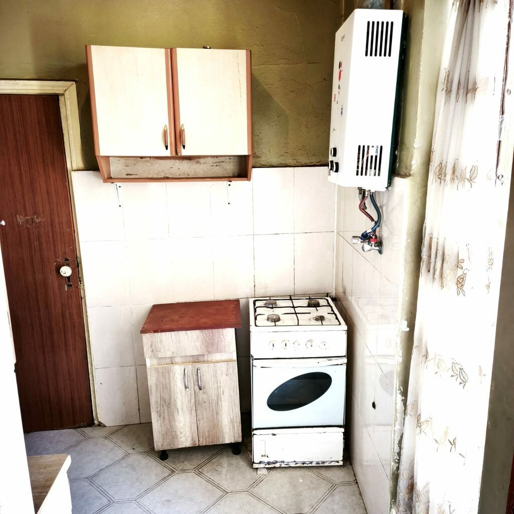 80 kv. m, 3 otaqlı, İnternet, Qaz, İşıq