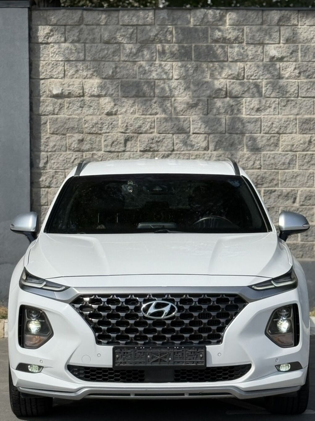 Hyundai Santa Fe: 2018 г., 2 л, Автомат, Бензин, Кроссовер: фото 2