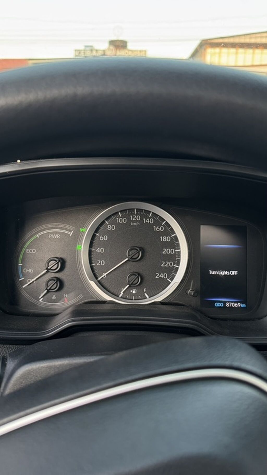 Toyota Corolla: 2020 г., 1.8 л, Автомат, Гибрид, Седан: фото 6
