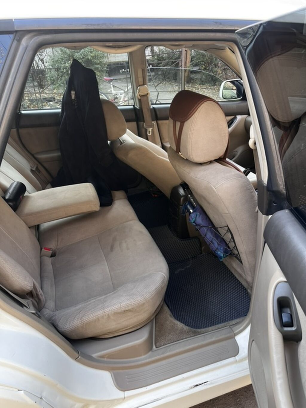 Subaru Legacy Lancaster: 2001 г., 3 л, Автомат, Бензин, Универсал: фото 7