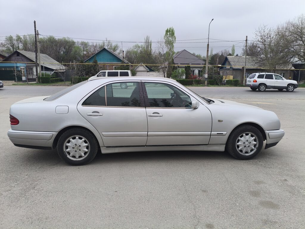 Mercedes-Benz E-Class: 1999 г., 2.4 л, Автомат, Бензин, Седан — фото 4