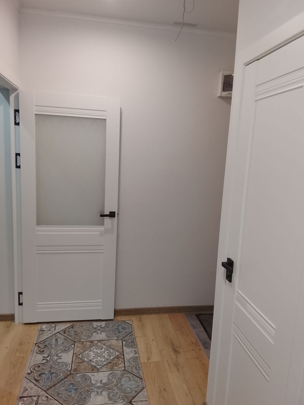 1 комната, 43 м², Киргизия 1 106 серия улучшенная, 5 этаж, Евроремонт: фото 7