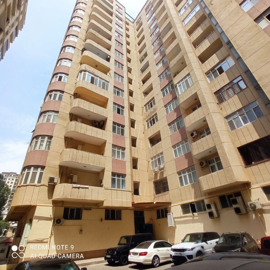 3 otaqlı, Yeni tikili, 118 kv. m