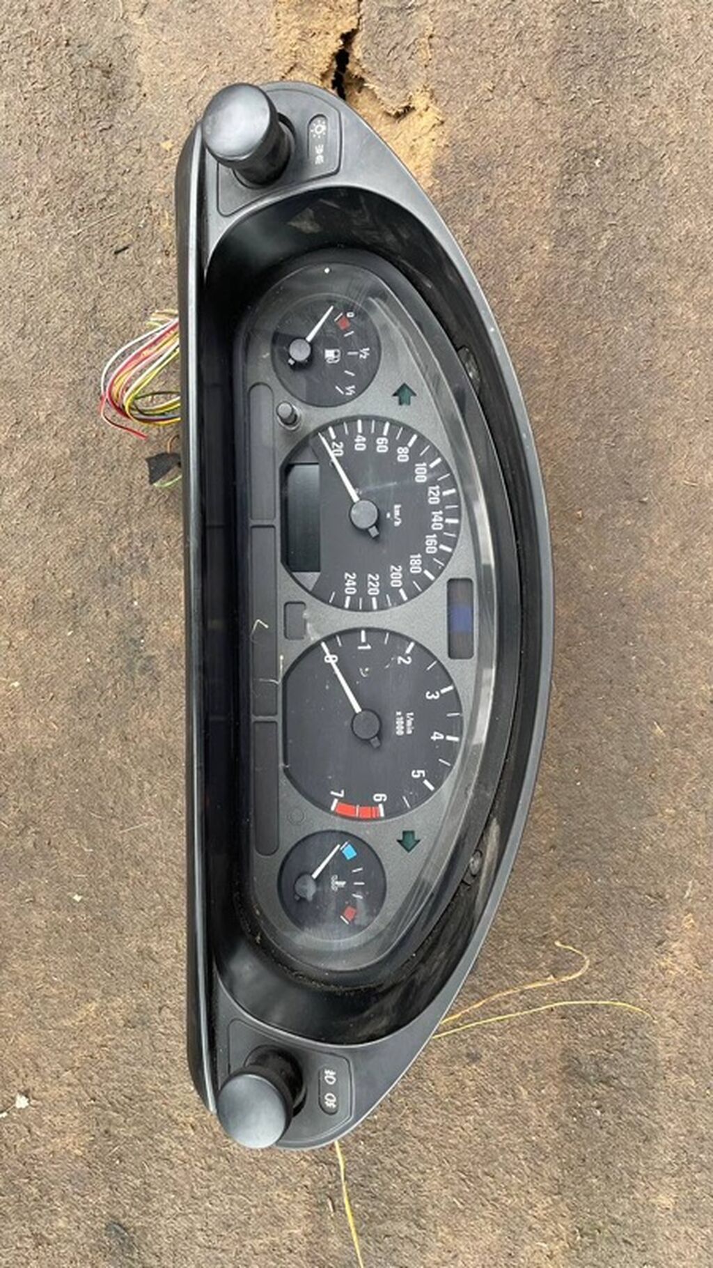 Продаю салонные запчасти от BMW E36 compact по всем вопросам пишите на: фото 8