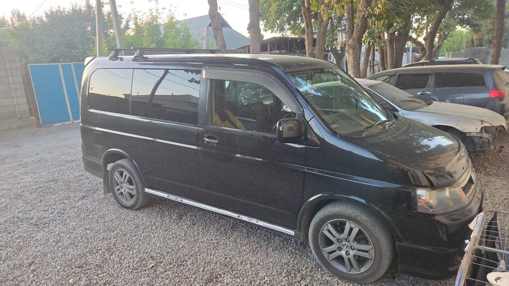 Honda Stepwgn: 2004 г., 2.4 л, Минивэн: фото 4