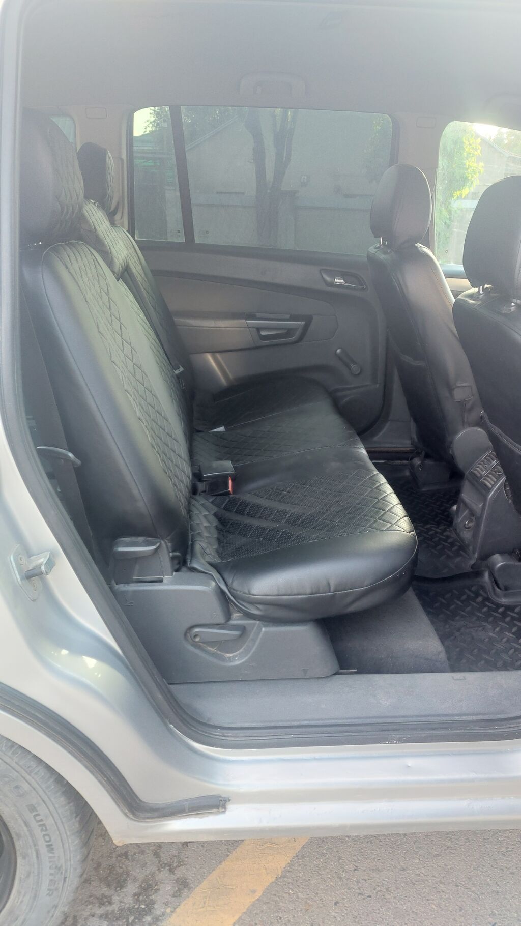Opel Zafira: 2006 г., Бензин: фото 6