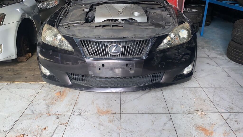 Передняя часть (морда) Lexus IS II (2006–2010, дорестайлинг): фото 2