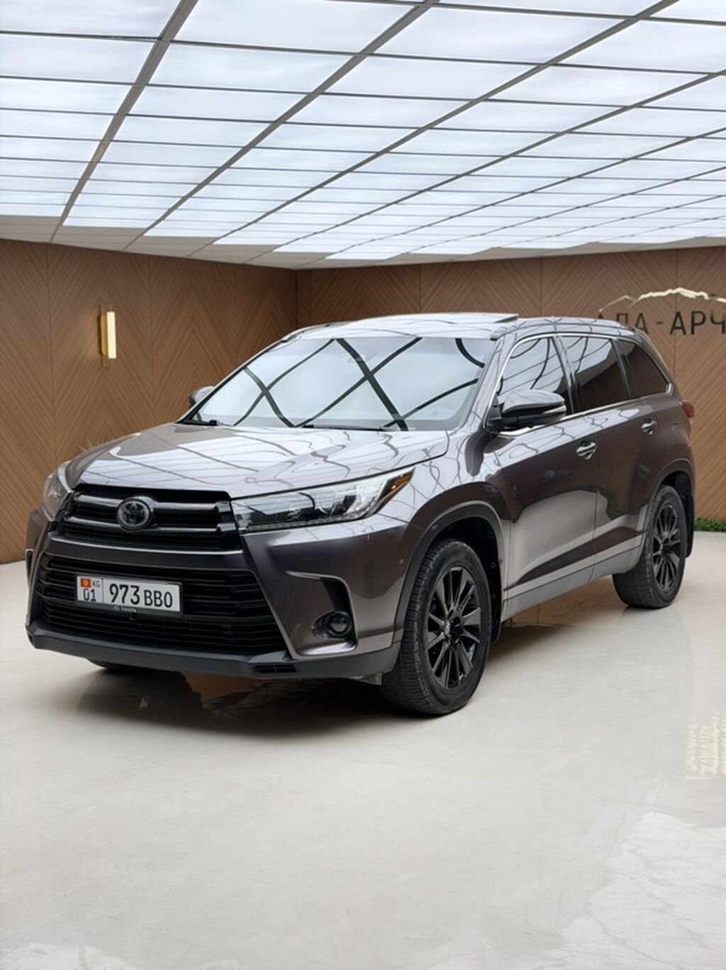 Toyota Highlander: 2019 г., 3.5 л, Автомат, Бензин, Кроссовер: фото 2
