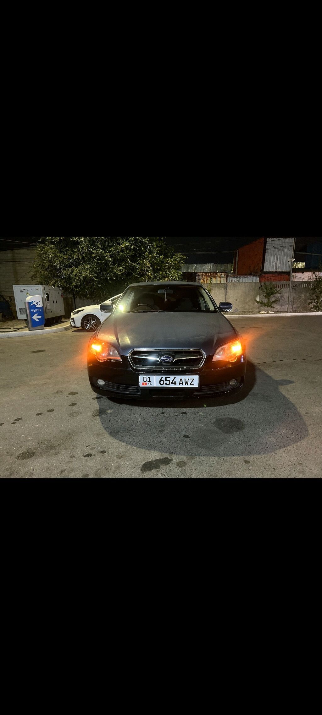 Subaru Legacy: 2004 г., 2 л, Автомат, Бензин, Седан: фото 2