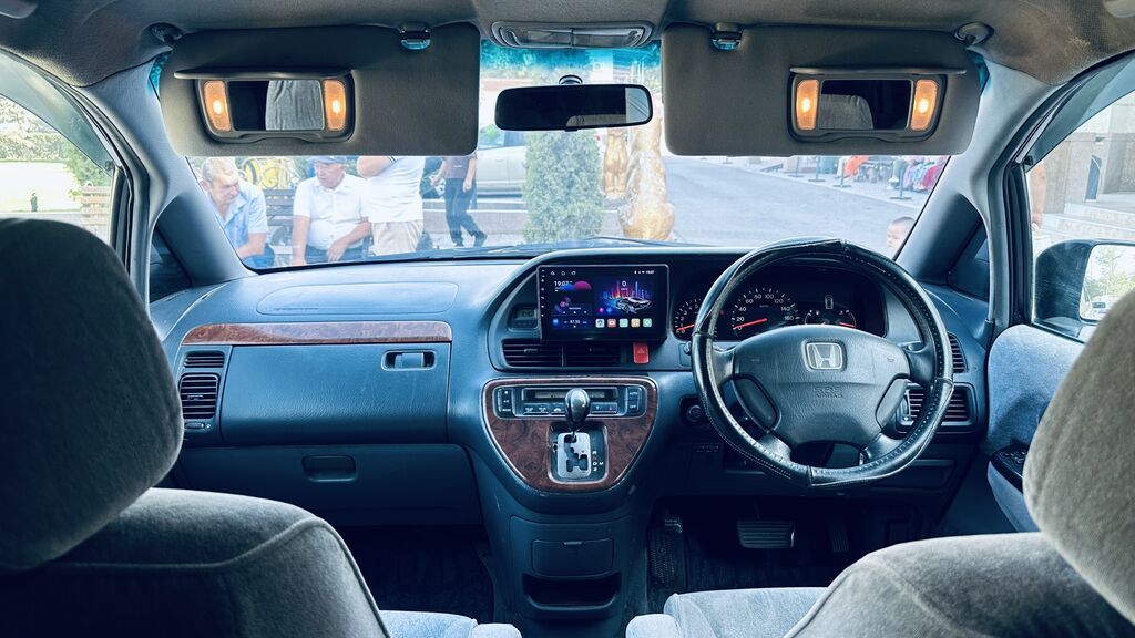 Honda Odyssey: 2002 г., 2.3 л, Автомат, Газ, Минивэн: фото 7