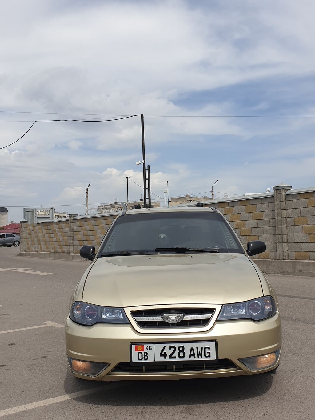 Daewoo Nexia: 2009 г., 1.5 л, Механика, Бензин, Седан: фото 3