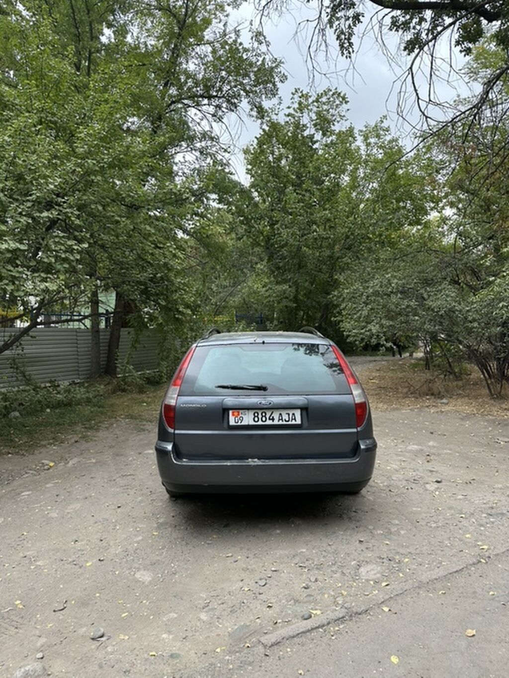 Ford Mondeo: 2003 г., 2.4 л, Механика, Бензин, Универсал: фото 3