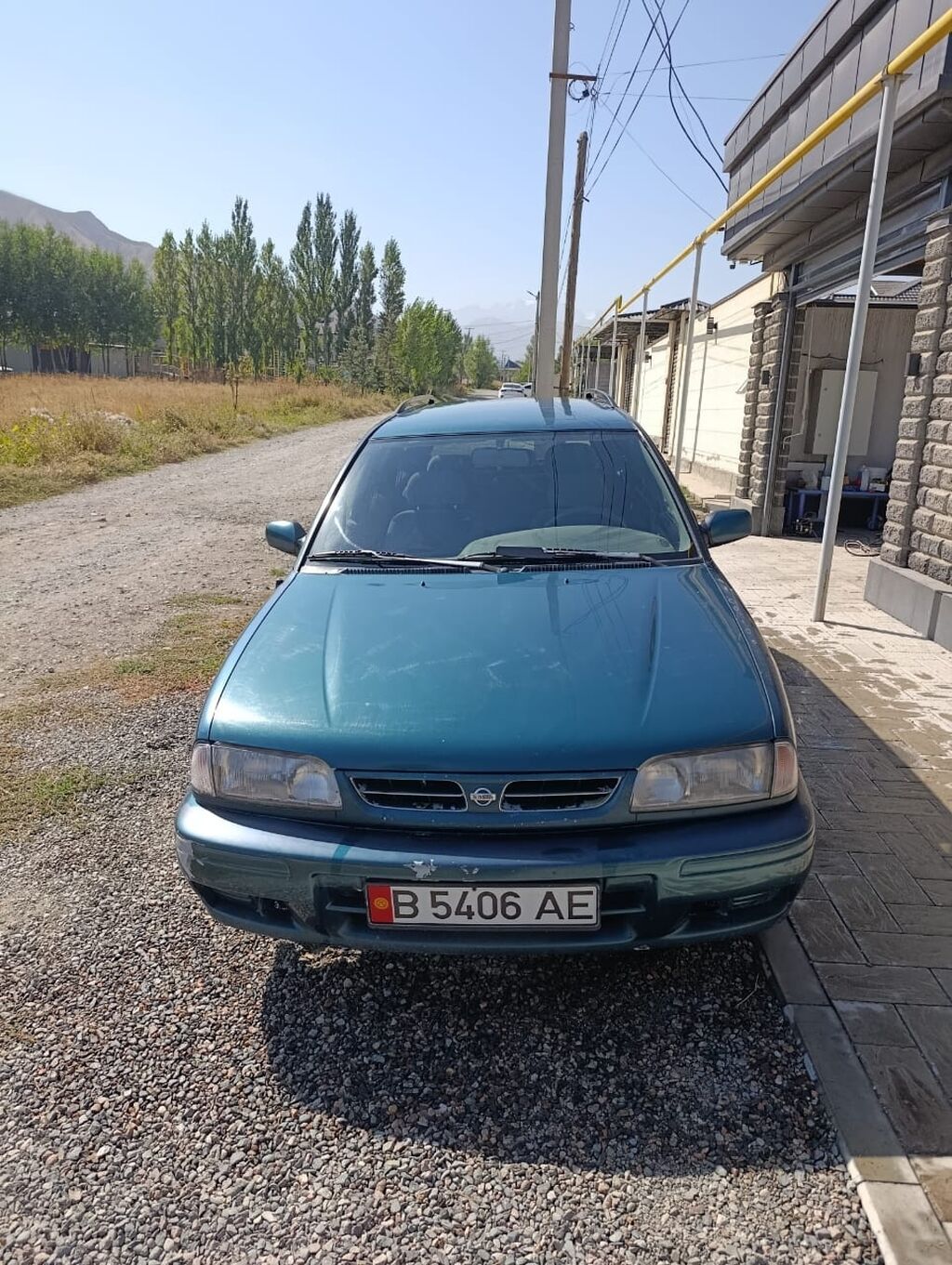Nissan Primera: 1997 г., 1.6 л, Механика, Универсал: фото 2