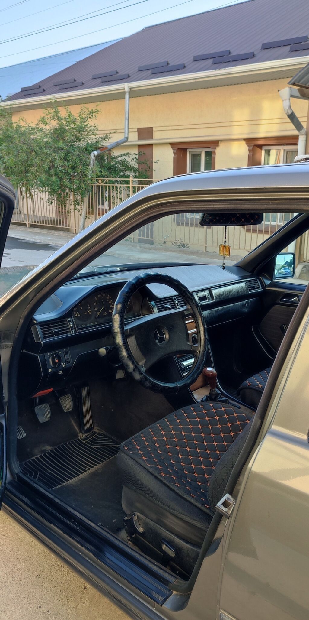 Mercedes-Benz W124: 1989 г., 2.5 л, Механика, Дизель, Седан: фото 6