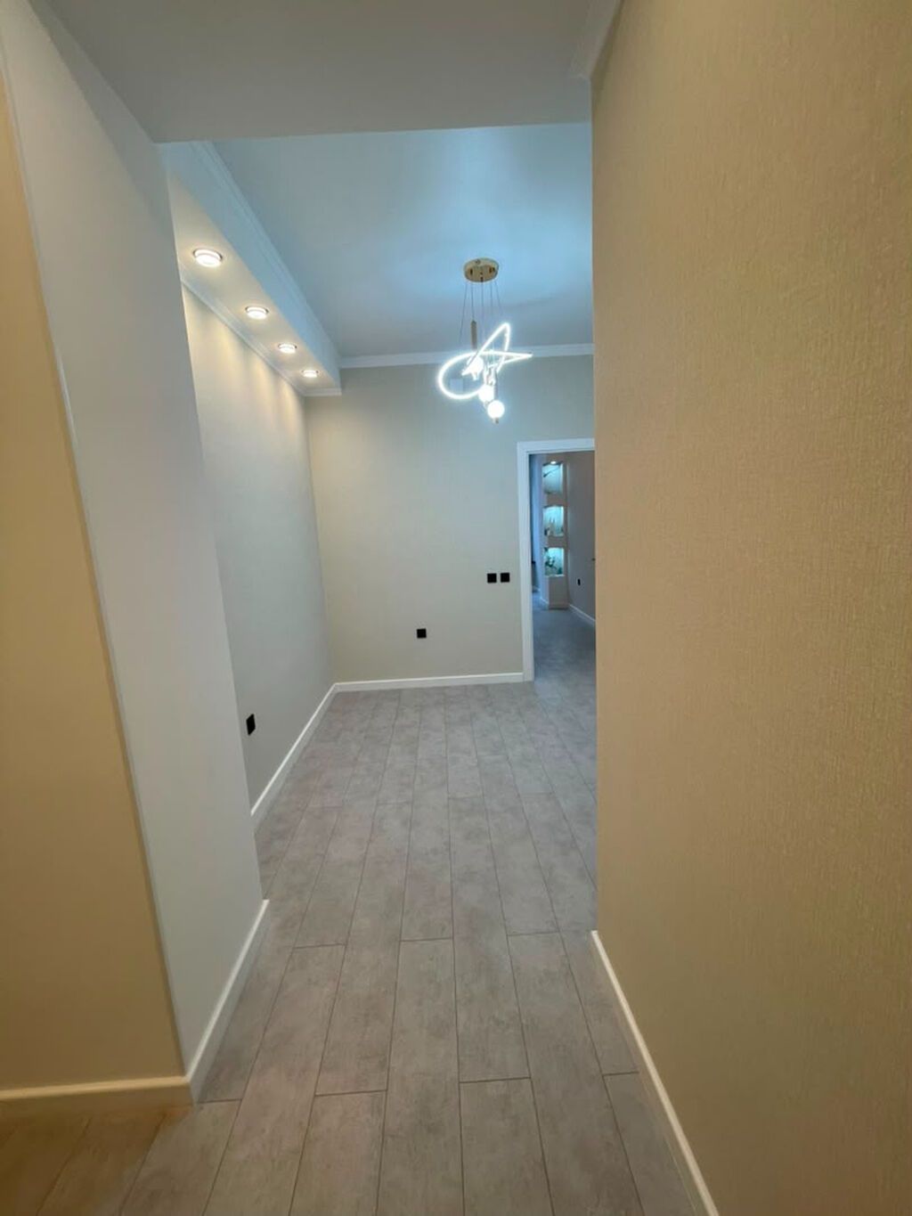 1 комната, 55 м², Золотой квадрат Элитка, 10 этаж, Дизайнерский ремонт: фото 2