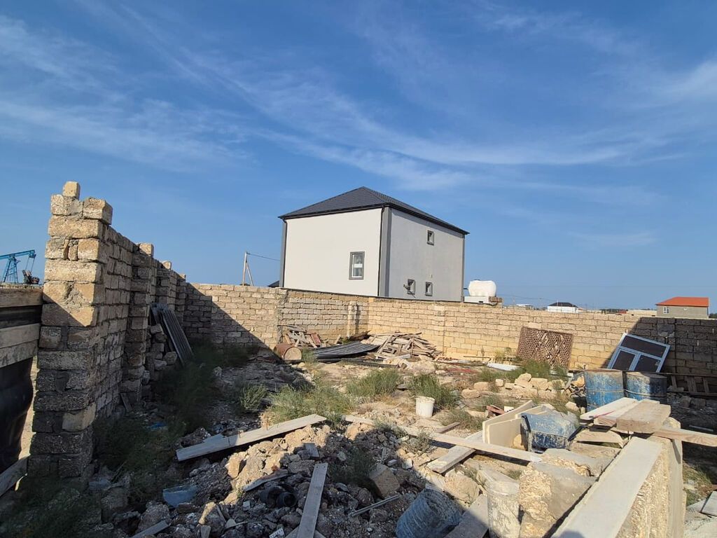 Buzovna 4 otaqlı, 140 kv. m, Yeni təmirli